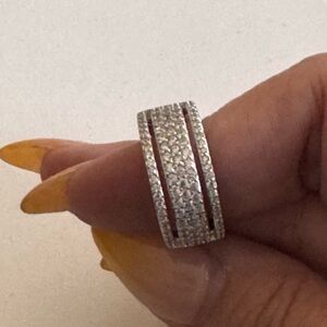 Elegant Silver Band Ring size 8.5 S925